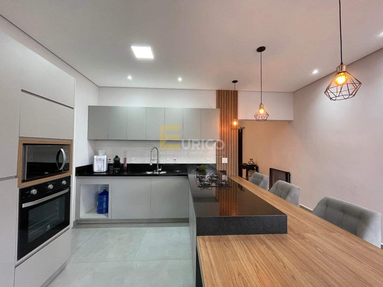 Casa em condomínio à venda no Condomínio Reserva Santa Rosa em Itatiba/SP: 