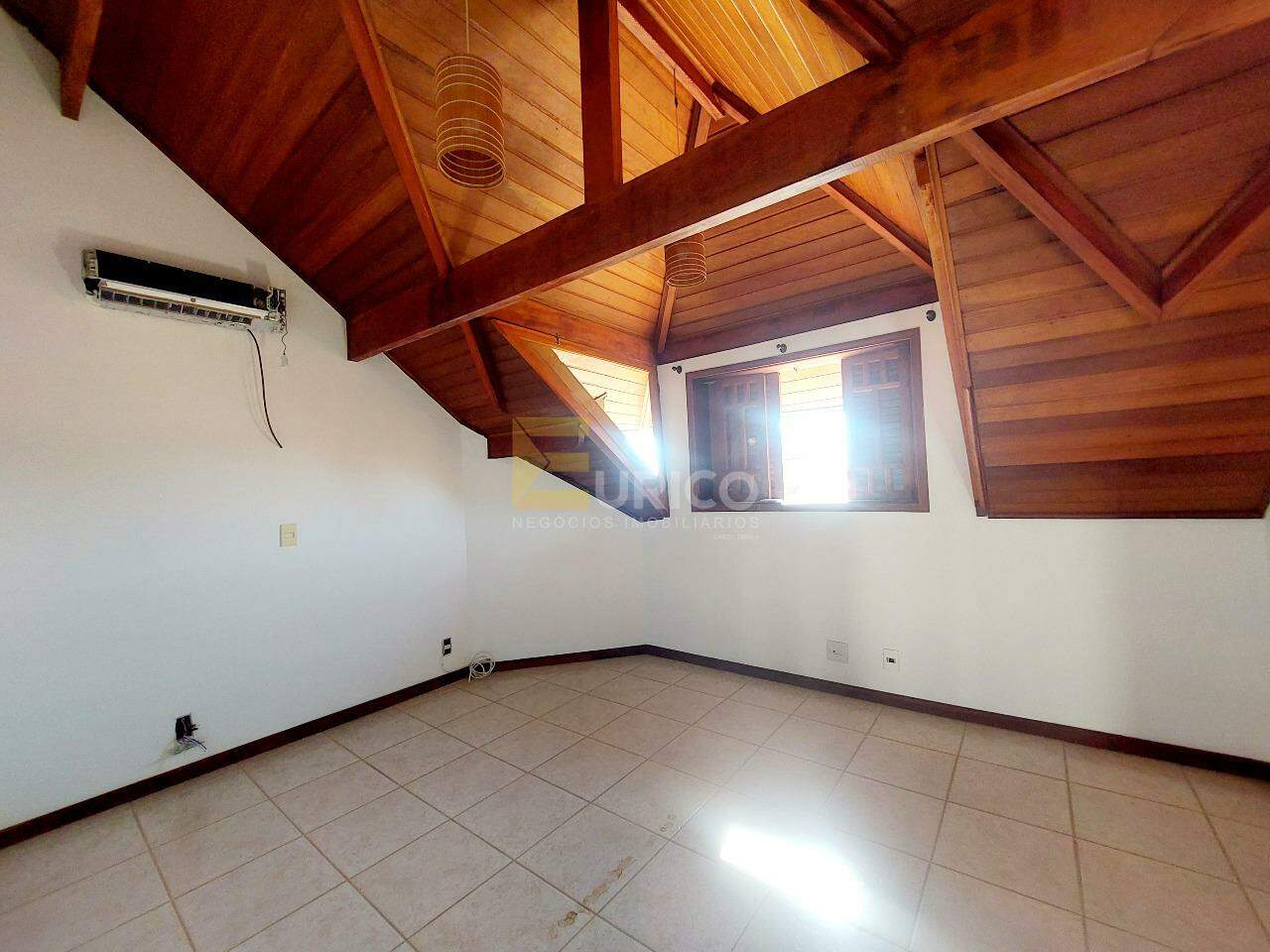 Casa em condomínio para aluguel no Condomínio Residencial Camburi em Valinhos/SP: