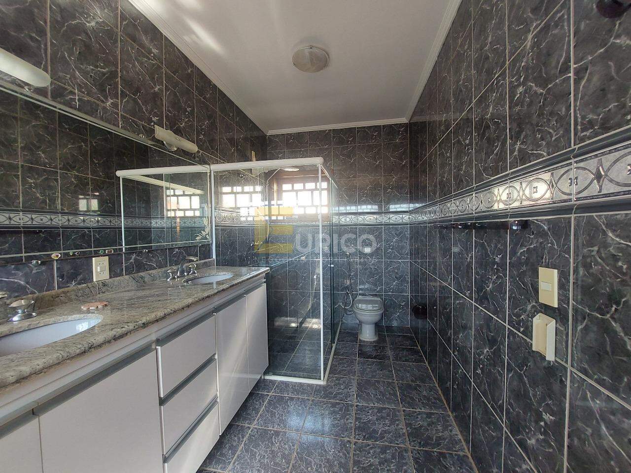 Casa em condomínio para aluguel no Condomínio Residencial Camburi em Valinhos/SP: