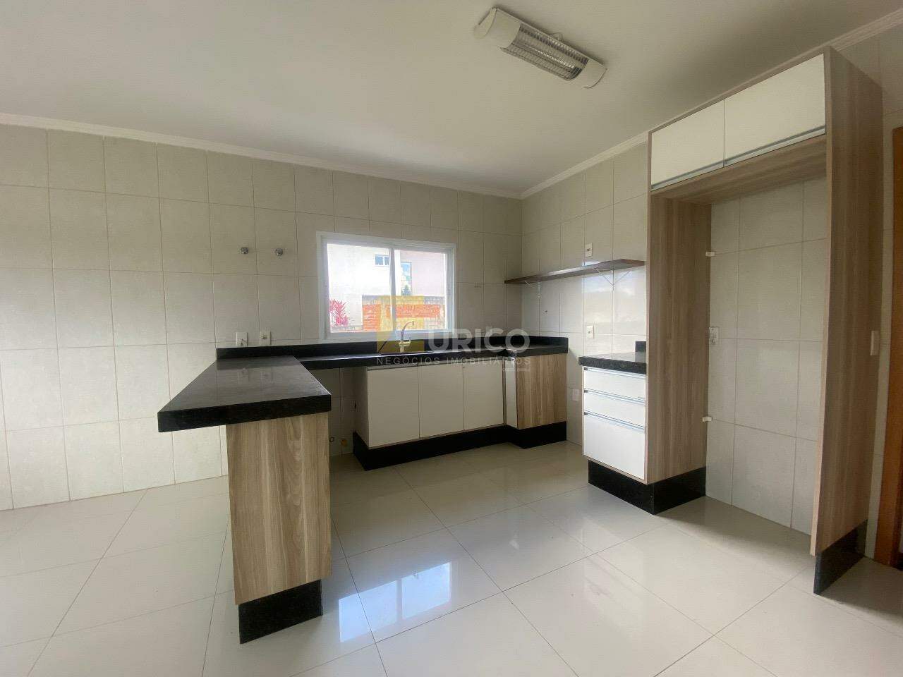 Casa em condomínio para aluguel no Condomínio Terras de São Francisco em Vinhedo/SP: