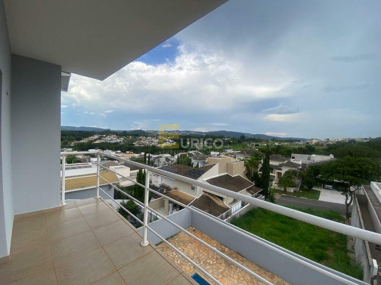 Casa em condomínio para aluguel no Condomínio Terras de São Francisco em Vinhedo/SP: