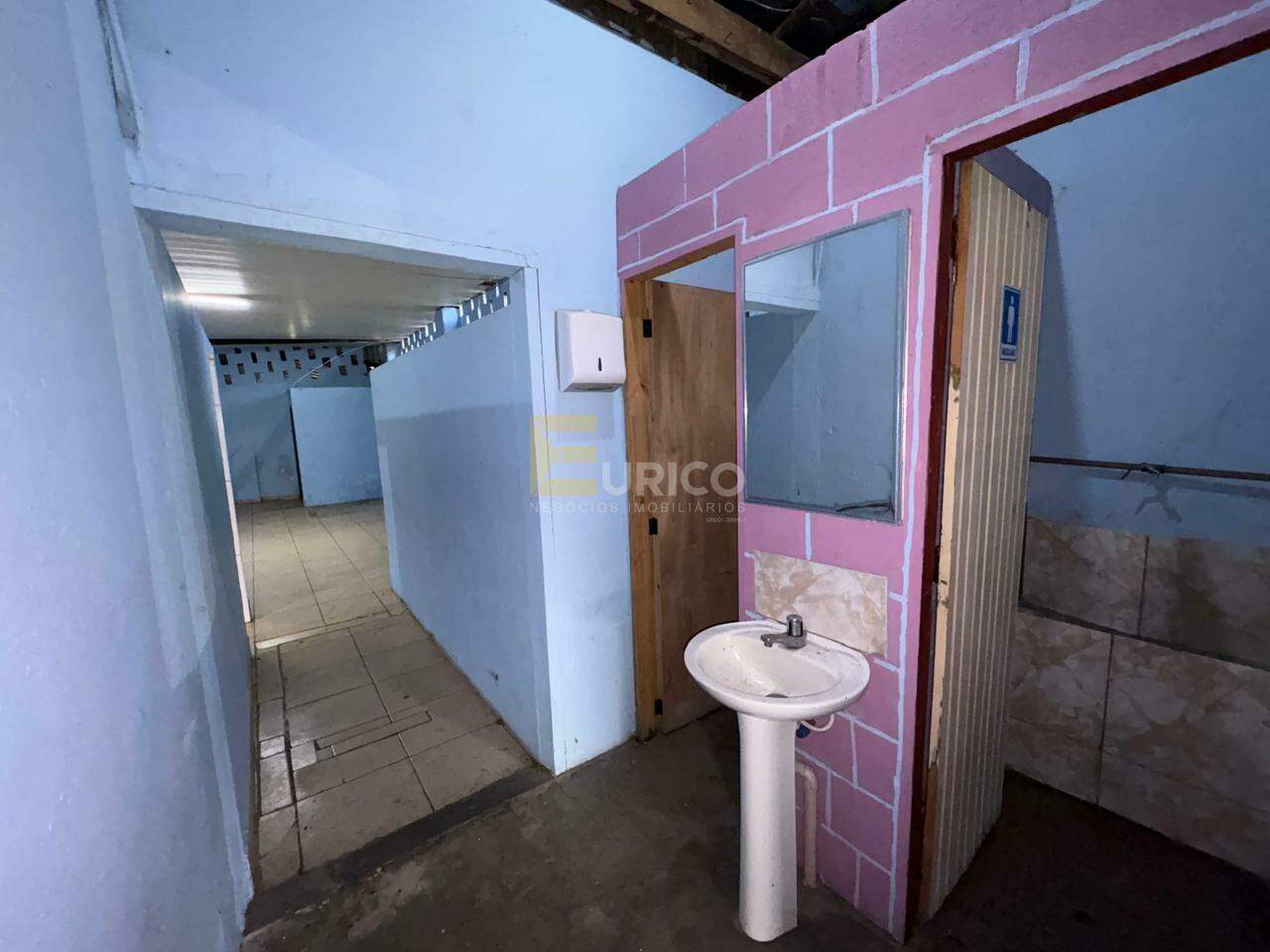 Prédio Comercial à venda no Centro em Vinhedo/SP: 