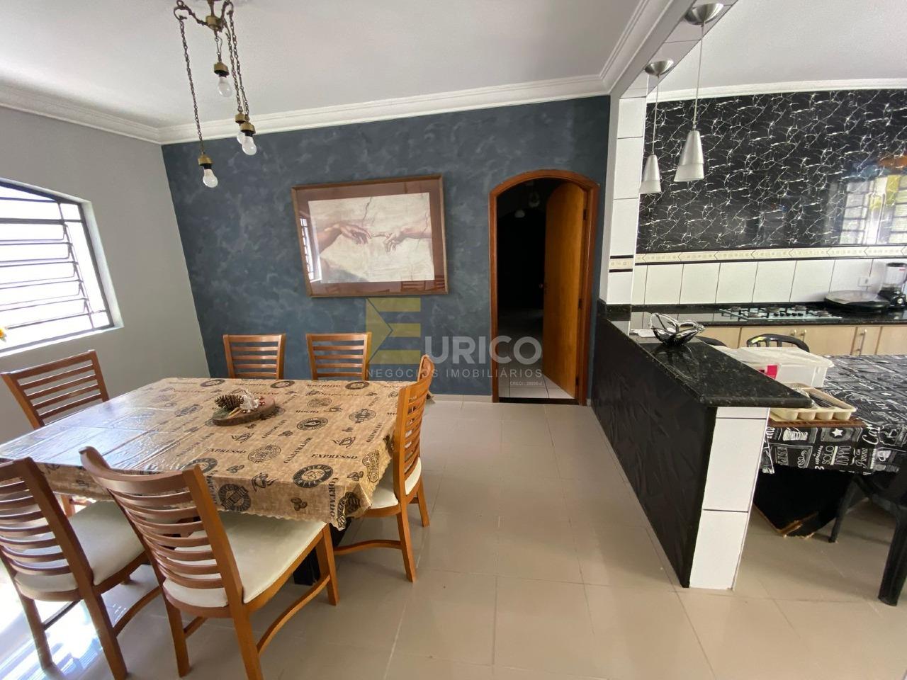 Casa à venda no PARQUE TERRANOVA em Valinhos/SP: 