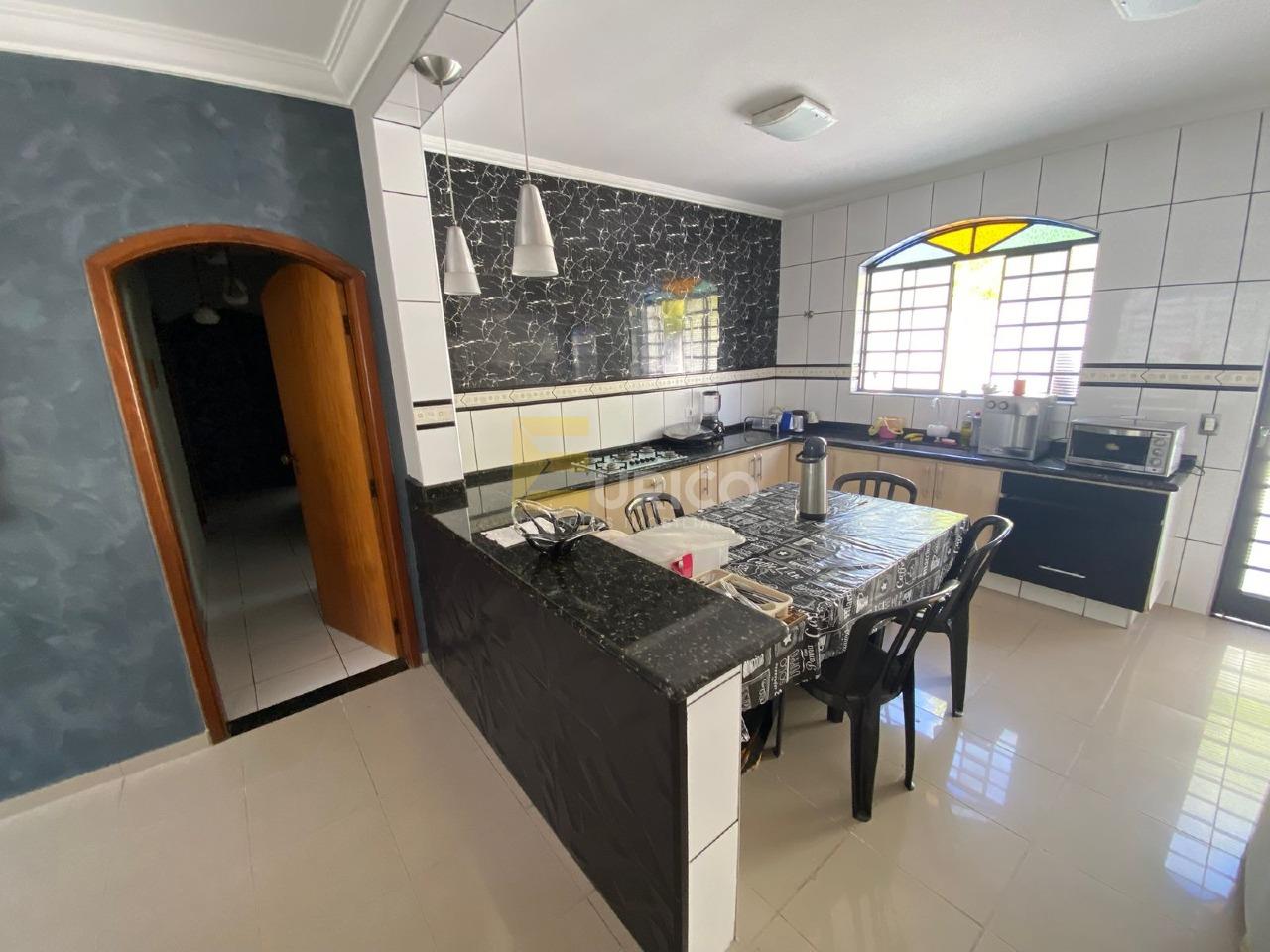 Casa à venda no PARQUE TERRANOVA em Valinhos/SP: 