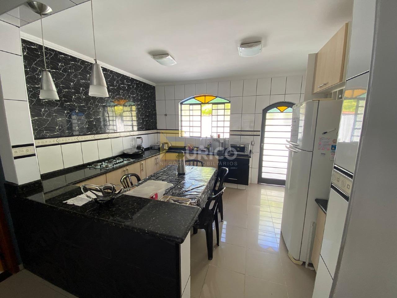 Casa à venda no PARQUE TERRANOVA em Valinhos/SP: 