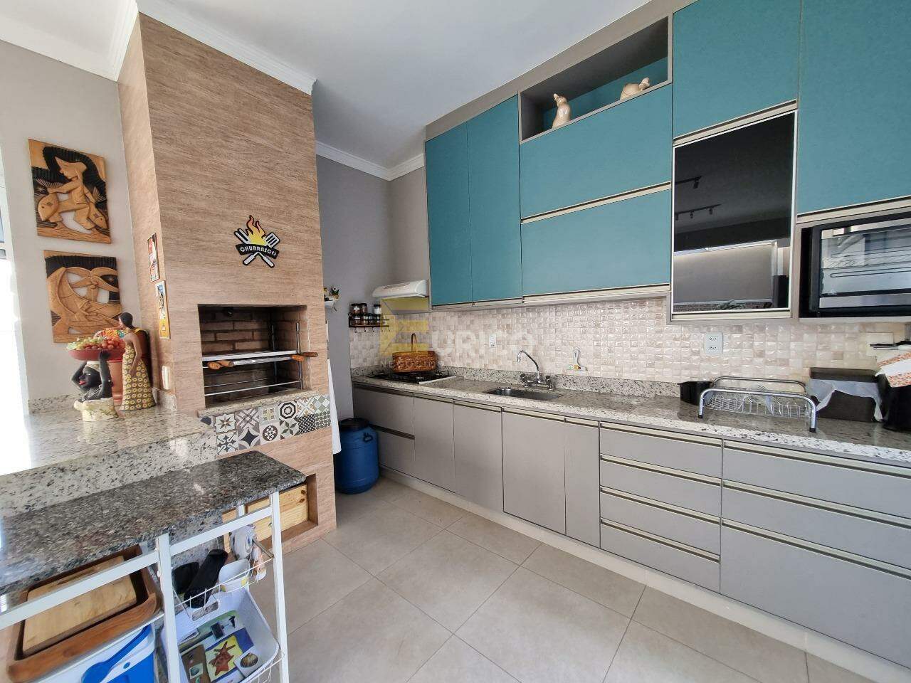 Casa em condomínio à venda no Condomínio Fiorella em Valinhos/SP: Área gourmet