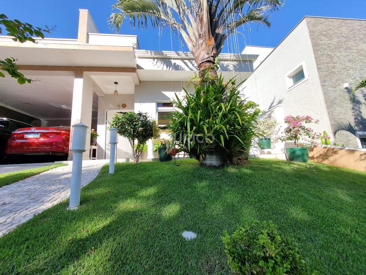 Casa em condomínio à venda no Condomínio Fiorella em Valinhos/SP: Fachada