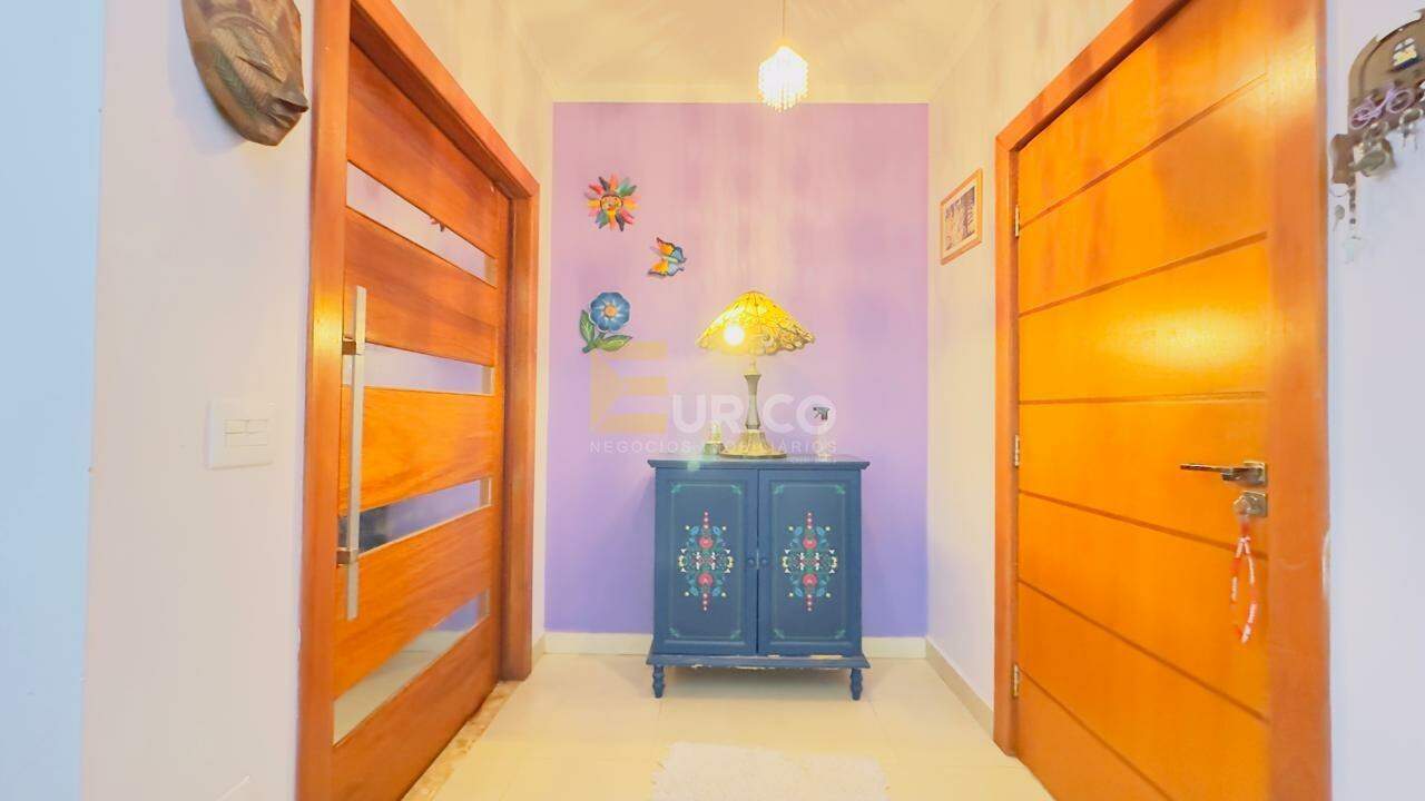 Casa em condomínio à venda no Condomínio Bosque dos Cambarás em Valinhos/SP: 