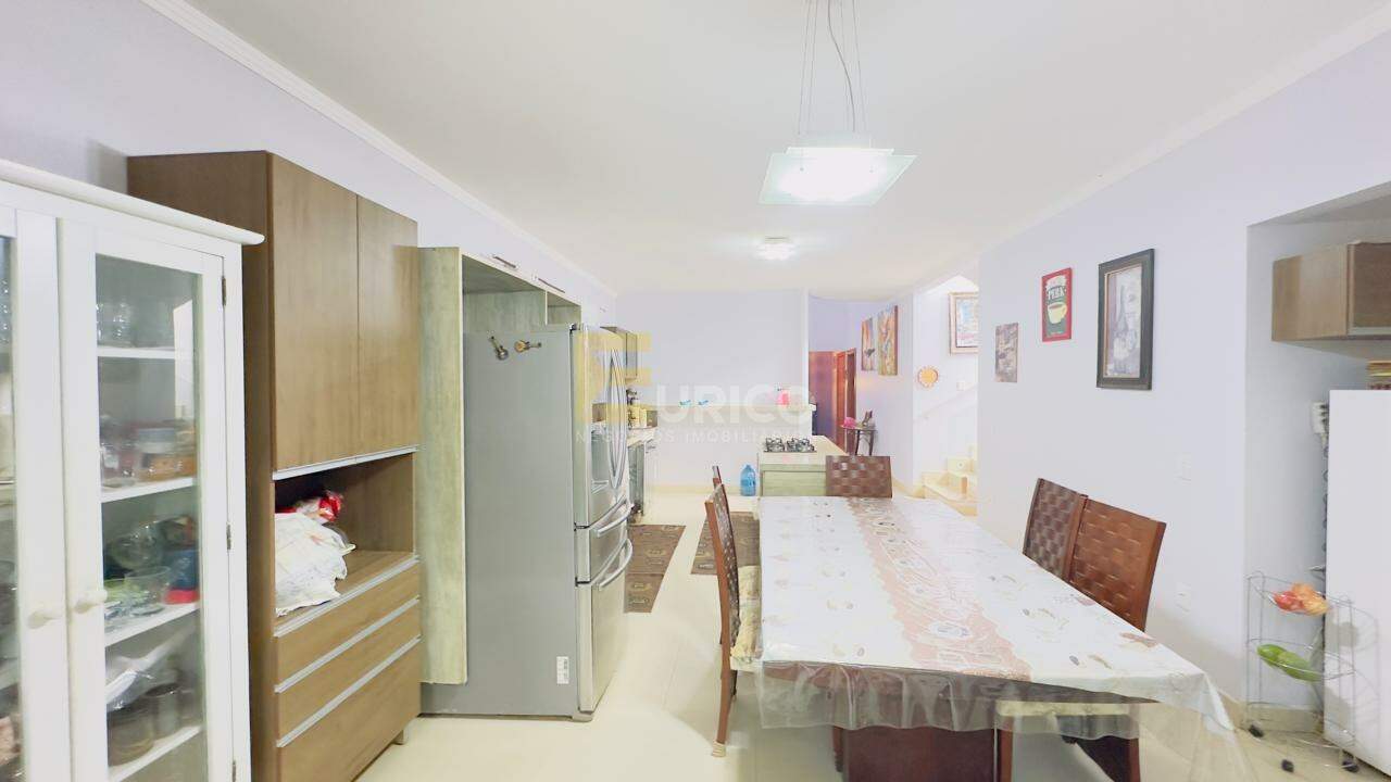 Casa em condomínio à venda no Condomínio Bosque dos Cambarás em Valinhos/SP: 