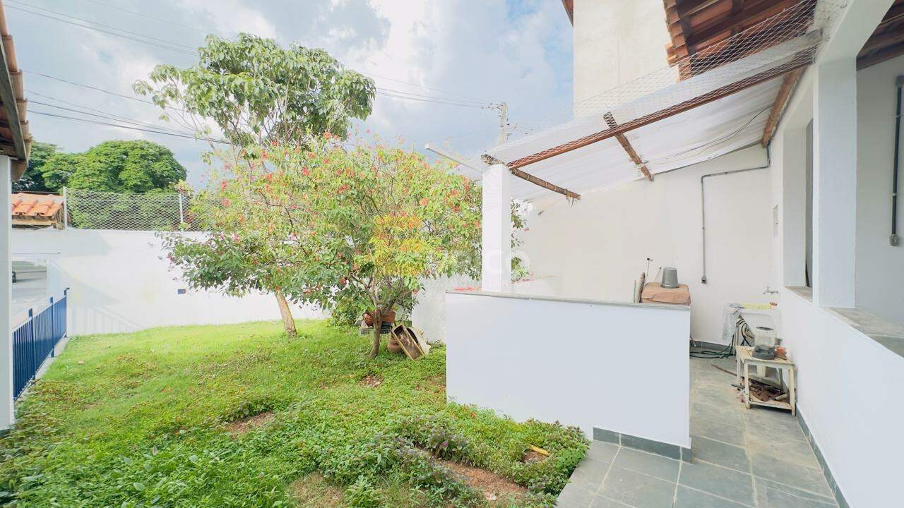 Casa à venda no Jardim Esmeralda em Louveira/SP: