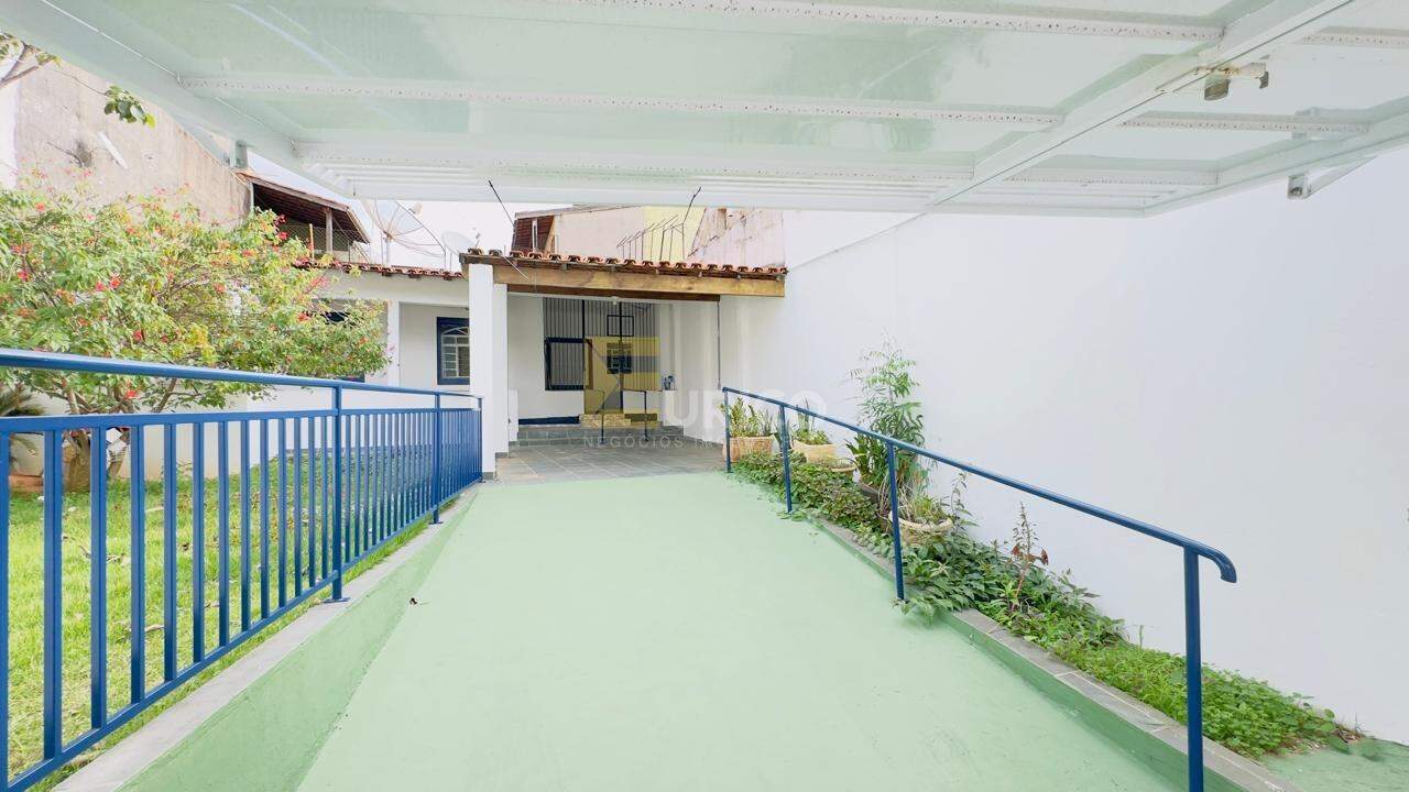 Casa à venda no Jardim Esmeralda em Louveira/SP: