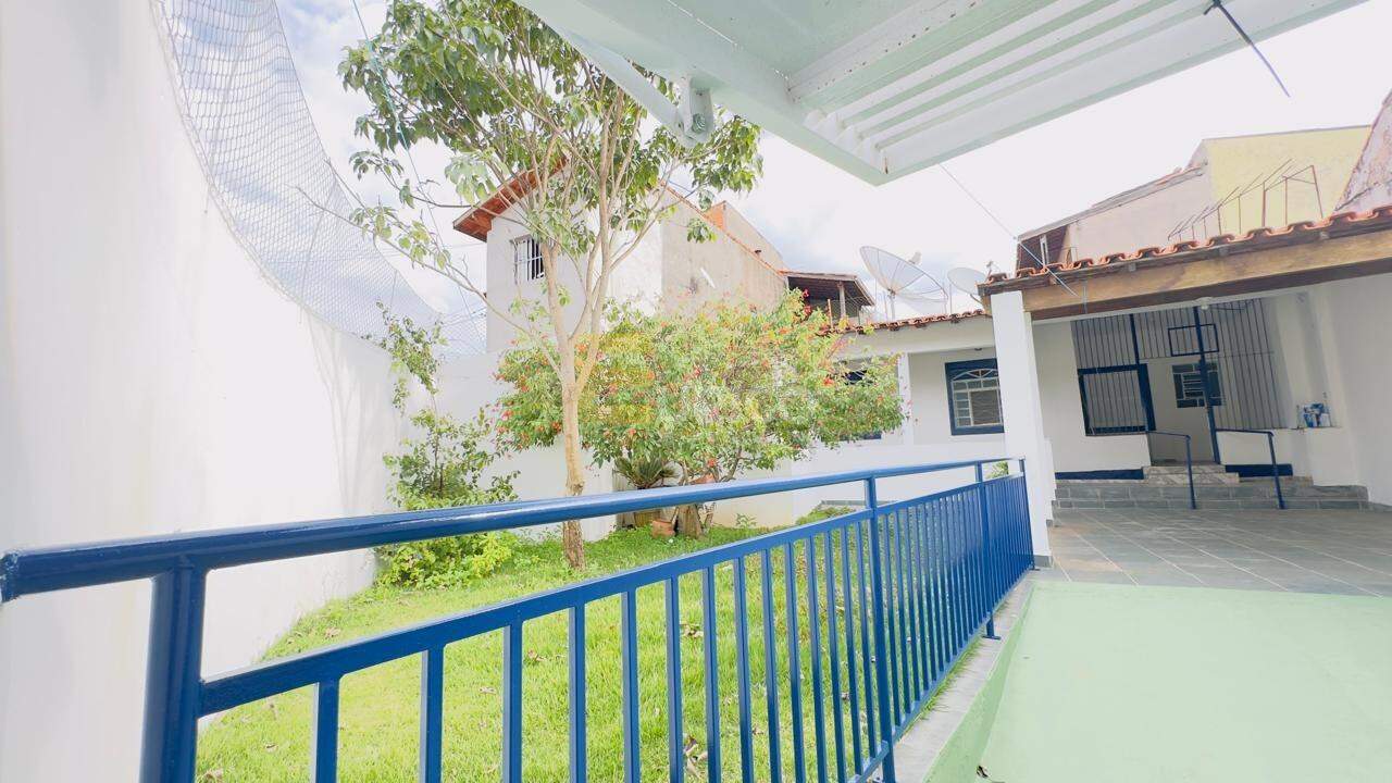 Casa à venda no Jardim Esmeralda em Louveira/SP: