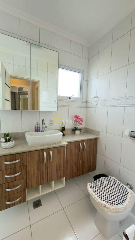 Casa em condomínio à venda no Condomínio Chacur em VÁRZEA PAULISTA/SP: 