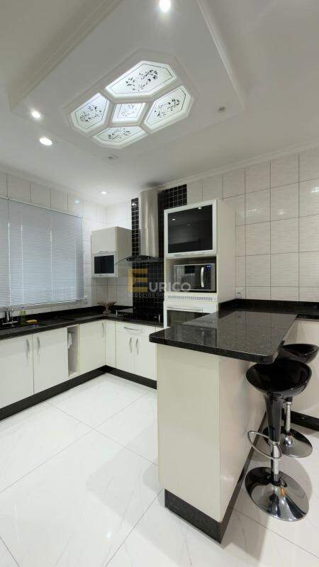 Casa em condomínio à venda no Condomínio Chacur em VÁRZEA PAULISTA/SP: 