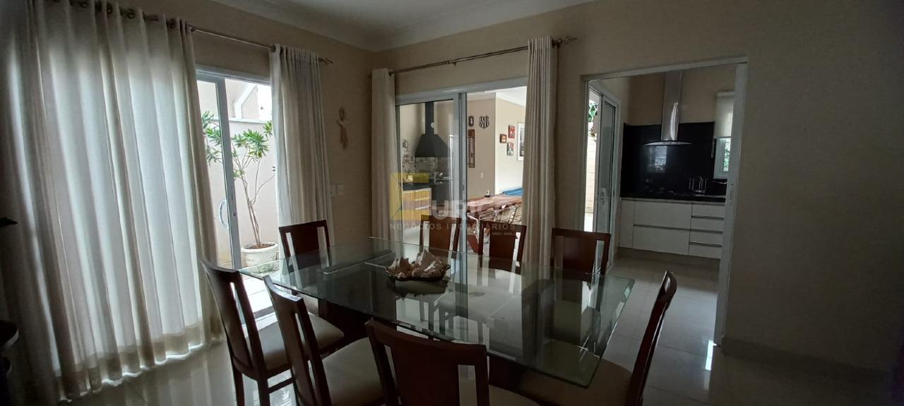 Casa em condomínio à venda no Condomínio Madre Maria Vilac em Valinhos/SP: 