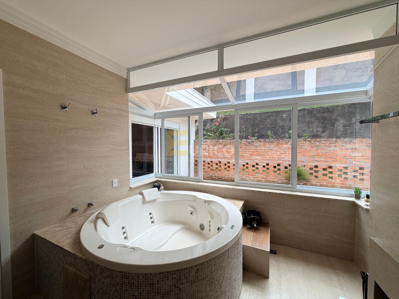 Casa em condomínio à venda no Condomínio Estância Marambaia em Vinhedo/SP: