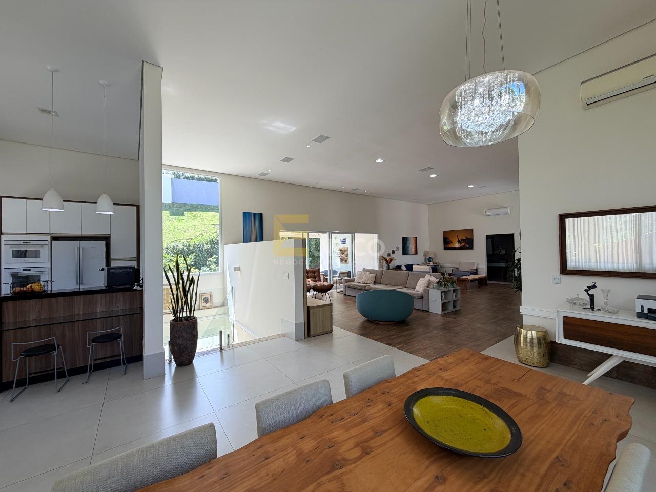 Casa em condomínio à venda no Condomínio Estância Marambaia em Vinhedo/SP: