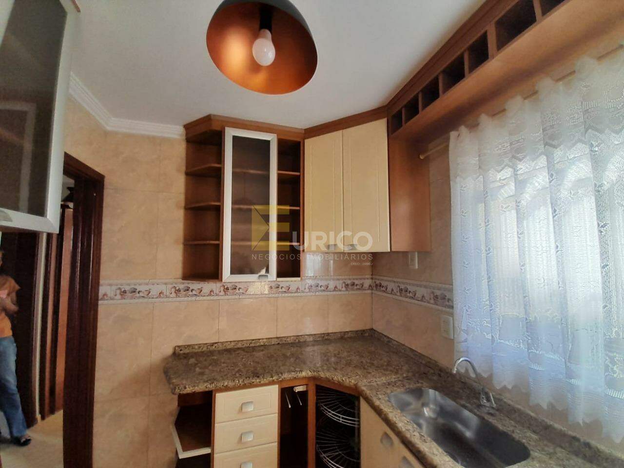 Apartamento para aluguel no Condomínio Residencial Jardim Centenário em Valinhos/SP: