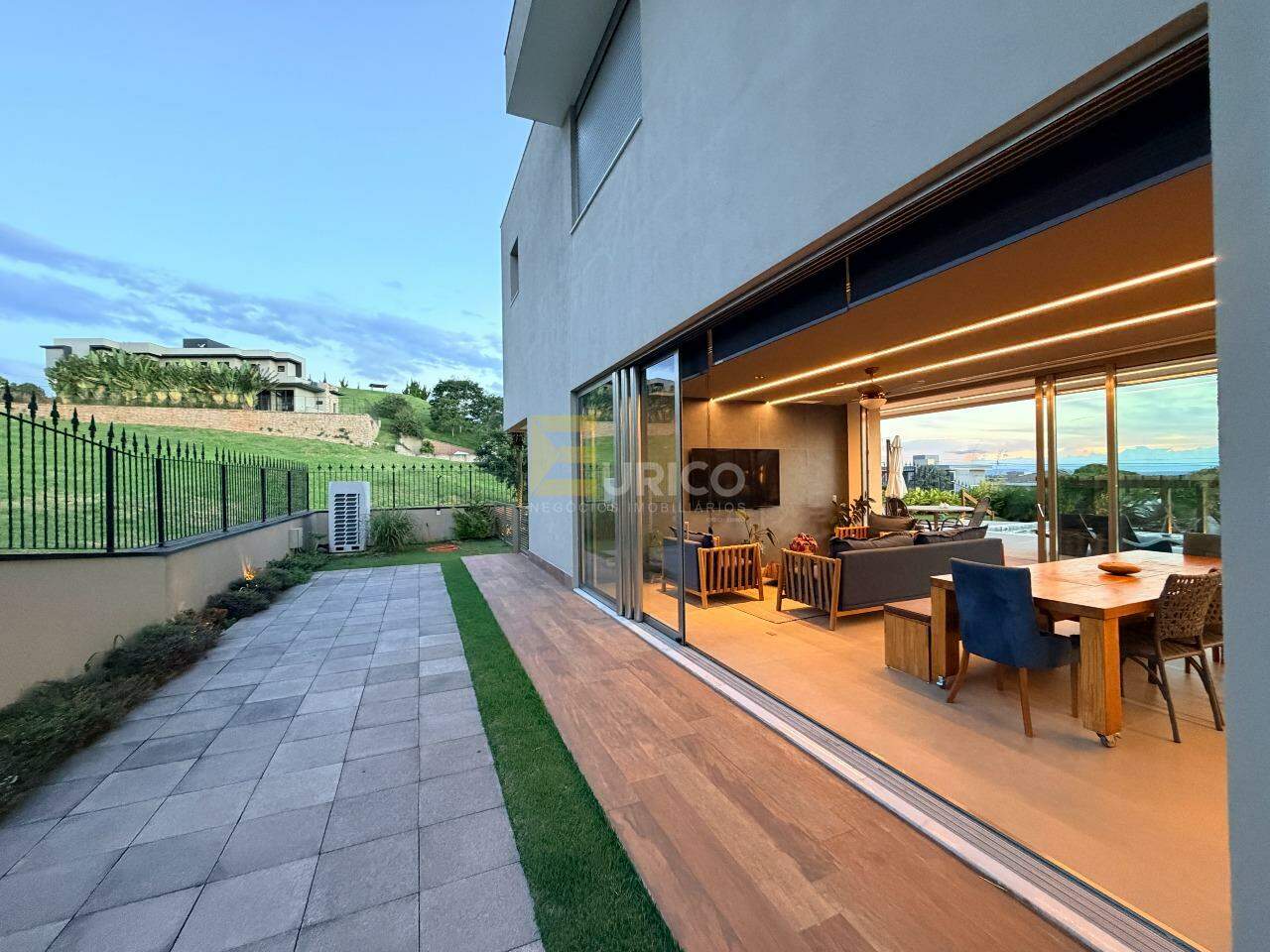 Casa em condomínio à venda no Condomínio Campo de Toscana em Vinhedo/SP:
