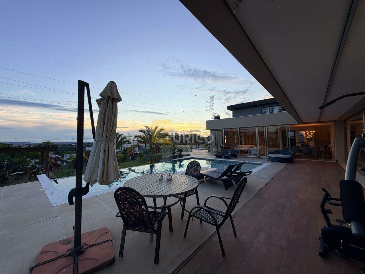 Casa em condomínio à venda no Condomínio Campo de Toscana em Vinhedo/SP:
