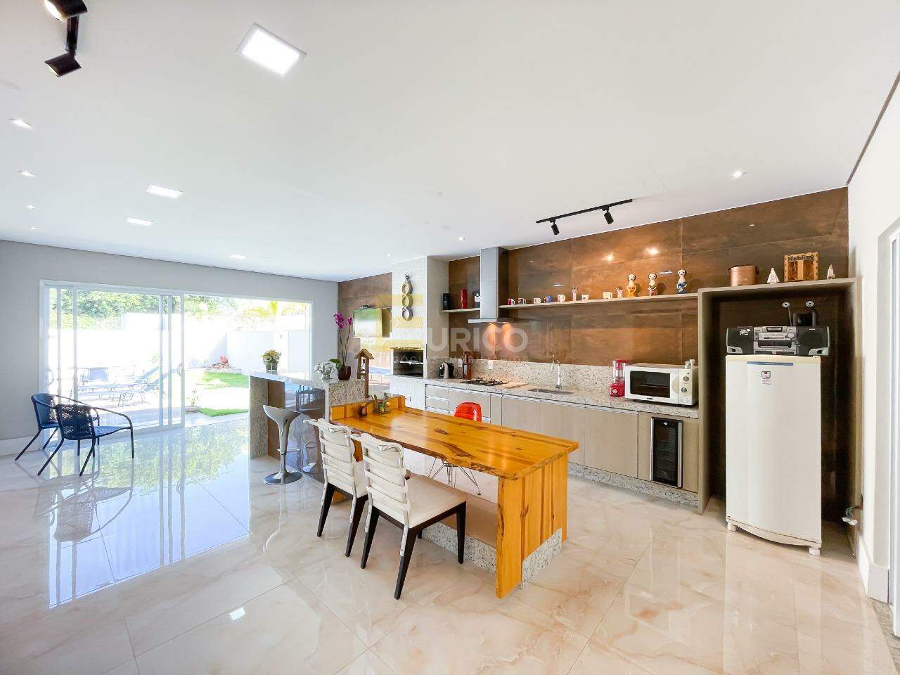 Casa em condomínio à venda no Condomínio Reserva dos Vinhedos em Louveira/SP: 