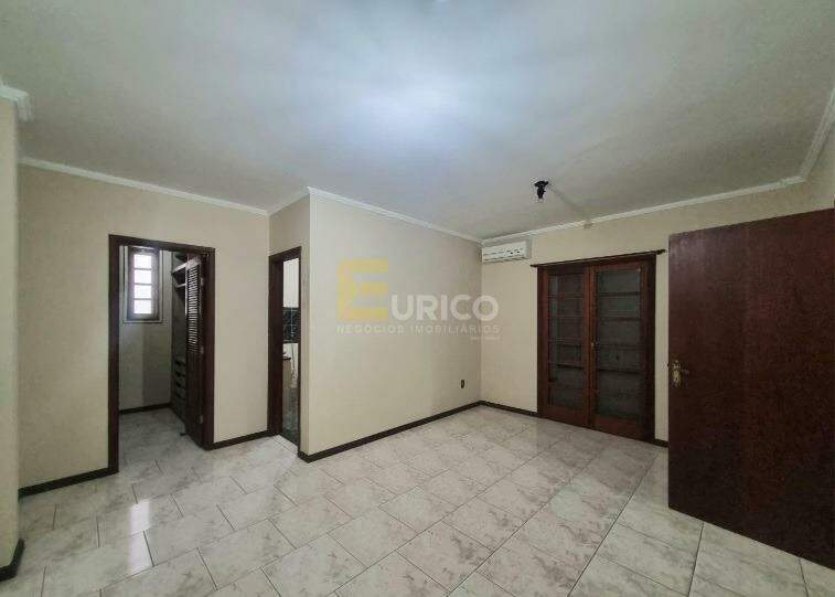 Casa em condomínio à venda no Condomínio Chácara Flora em Valinhos/SP: 