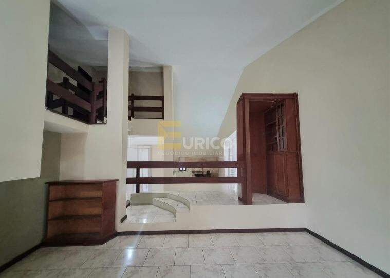 Casa em condomínio à venda no Condomínio Chácara Flora em Valinhos/SP: 