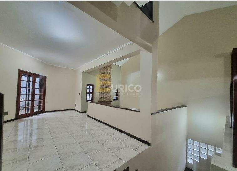 Casa em condomínio à venda no Condomínio Chácara Flora em Valinhos/SP: 