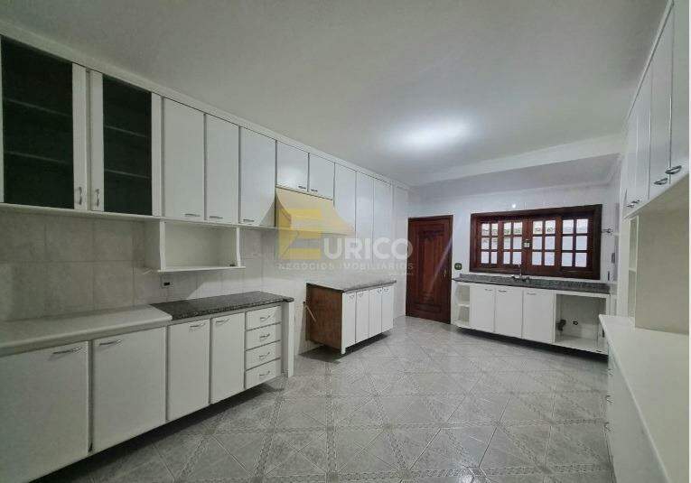 Casa em condomínio à venda no Condomínio Chácara Flora em Valinhos/SP: 