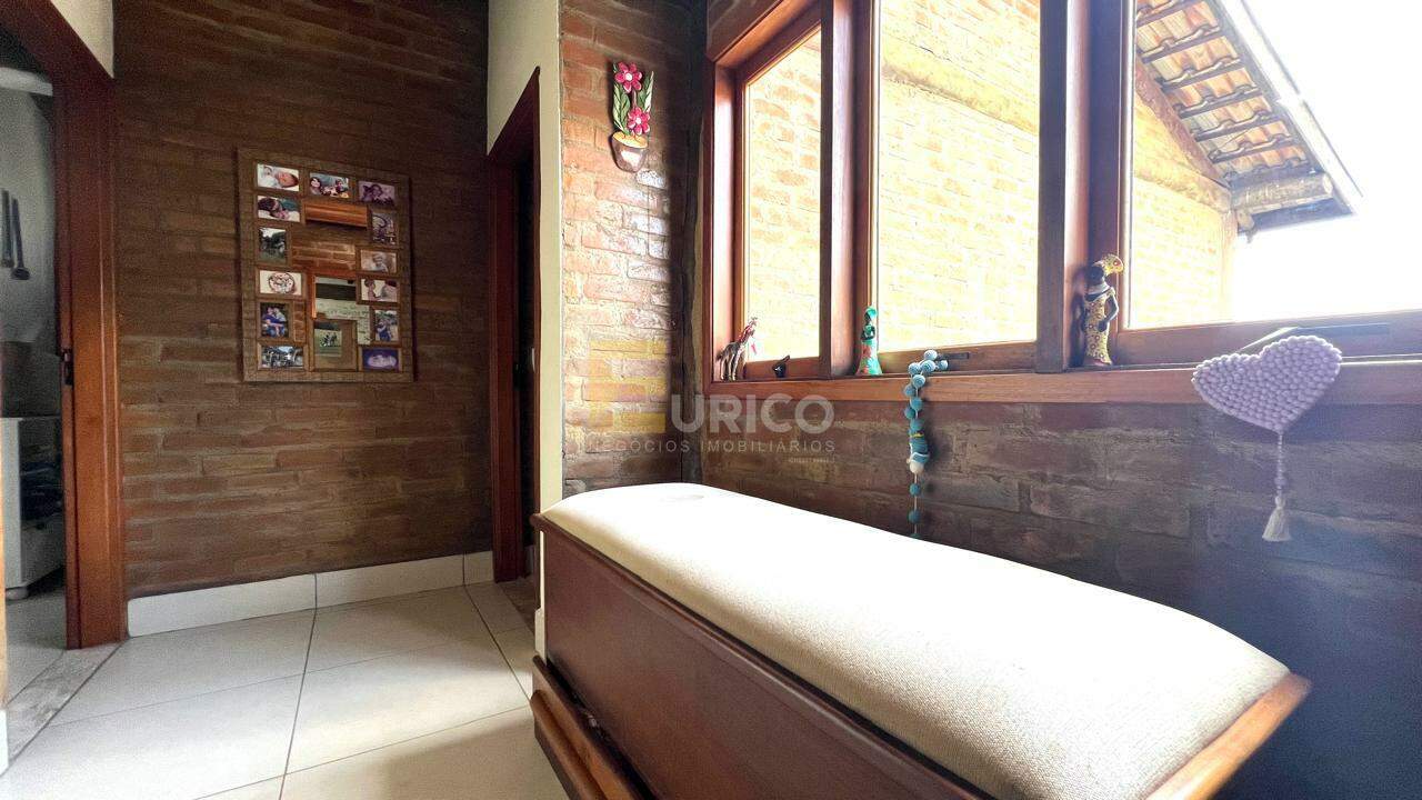 Casa em condomínio à venda no Condomínio Portal do Jequitibá em Valinhos/SP: 