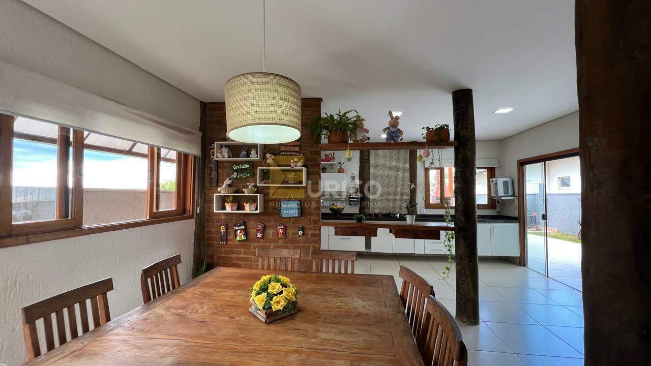 Casa em condomínio à venda no Condomínio Portal do Jequitibá em Valinhos/SP: 