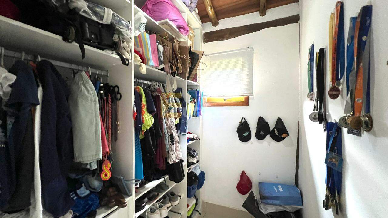 Casa em condomínio à venda no Condomínio Portal do Jequitibá em Valinhos/SP: 