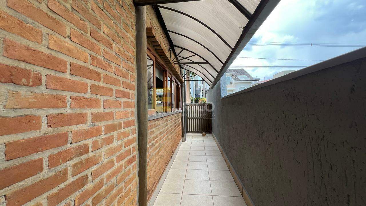 Casa em condomínio à venda no Condomínio Portal do Jequitibá em Valinhos/SP: 