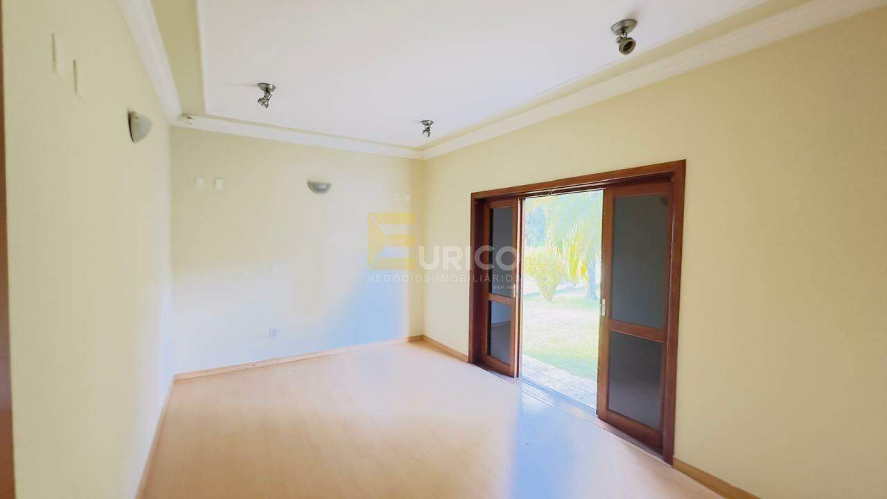 Casa em condomínio à venda no Condomínio Chácara Flora em Valinhos/SP: 