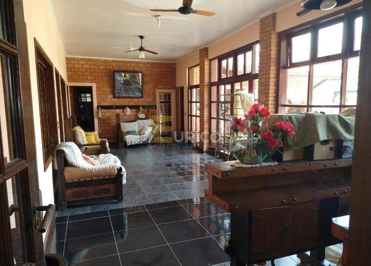 Casa em condomínio à venda no Condomínio Chácara Flora em Valinhos/SP: 