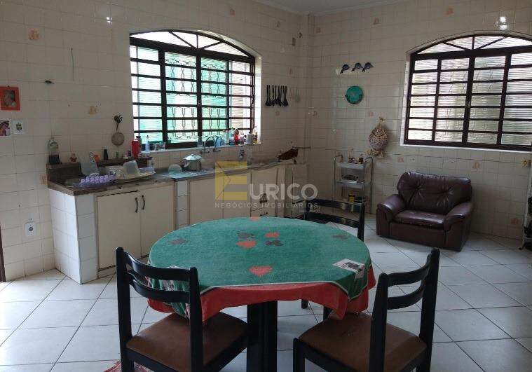 Casa em condomínio à venda no Condomínio Chácara Flora em Valinhos/SP: 
