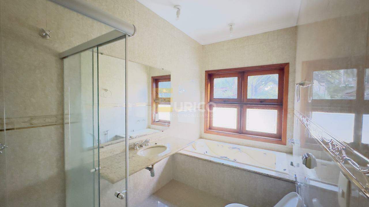 Casa em condomínio para aluguel no Condomínio Chácara Flora em Valinhos/SP: