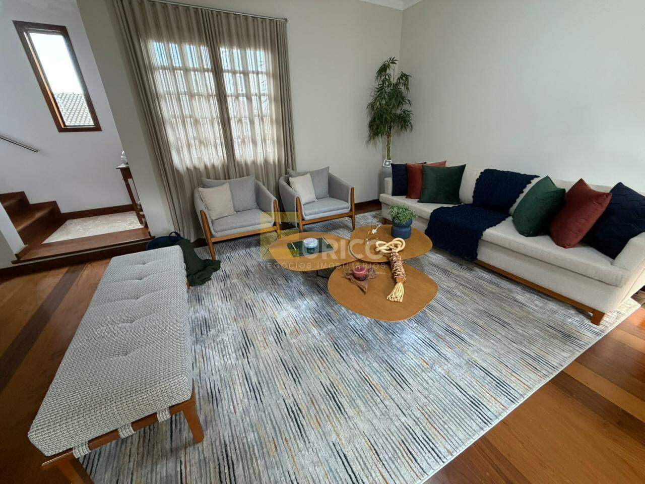 Casa à venda no PARQUE TERRANOVA em Valinhos/SP: 