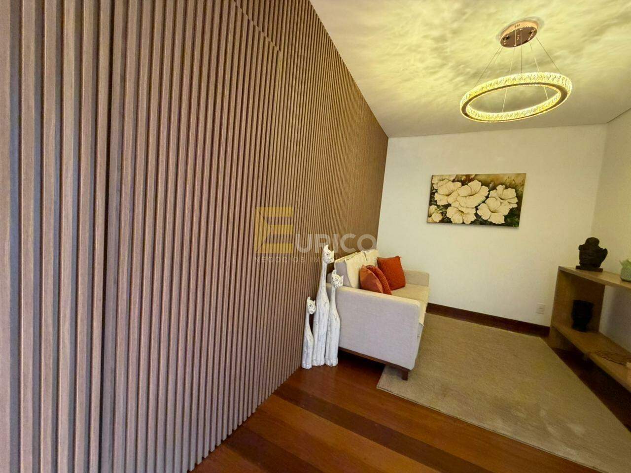 Casa à venda no PARQUE TERRANOVA em Valinhos/SP: 