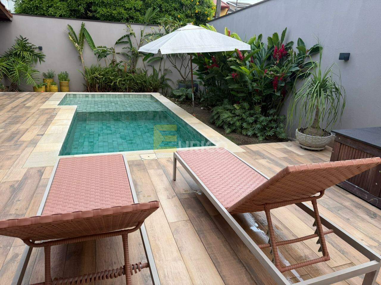 Casa à venda no PARQUE TERRANOVA em Valinhos/SP: 