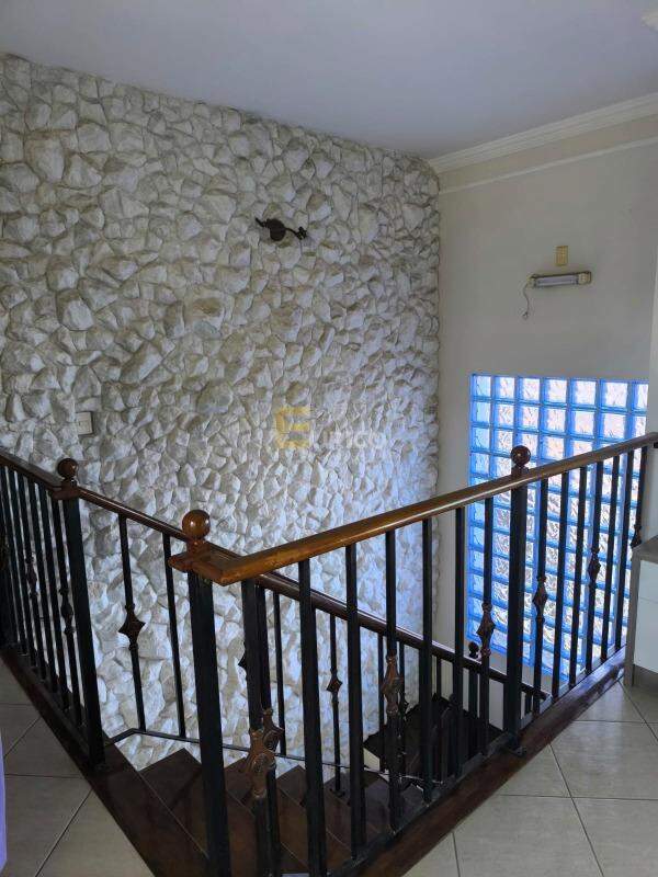 Casa para aluguel no Bosque em Vinhedo/SP: 