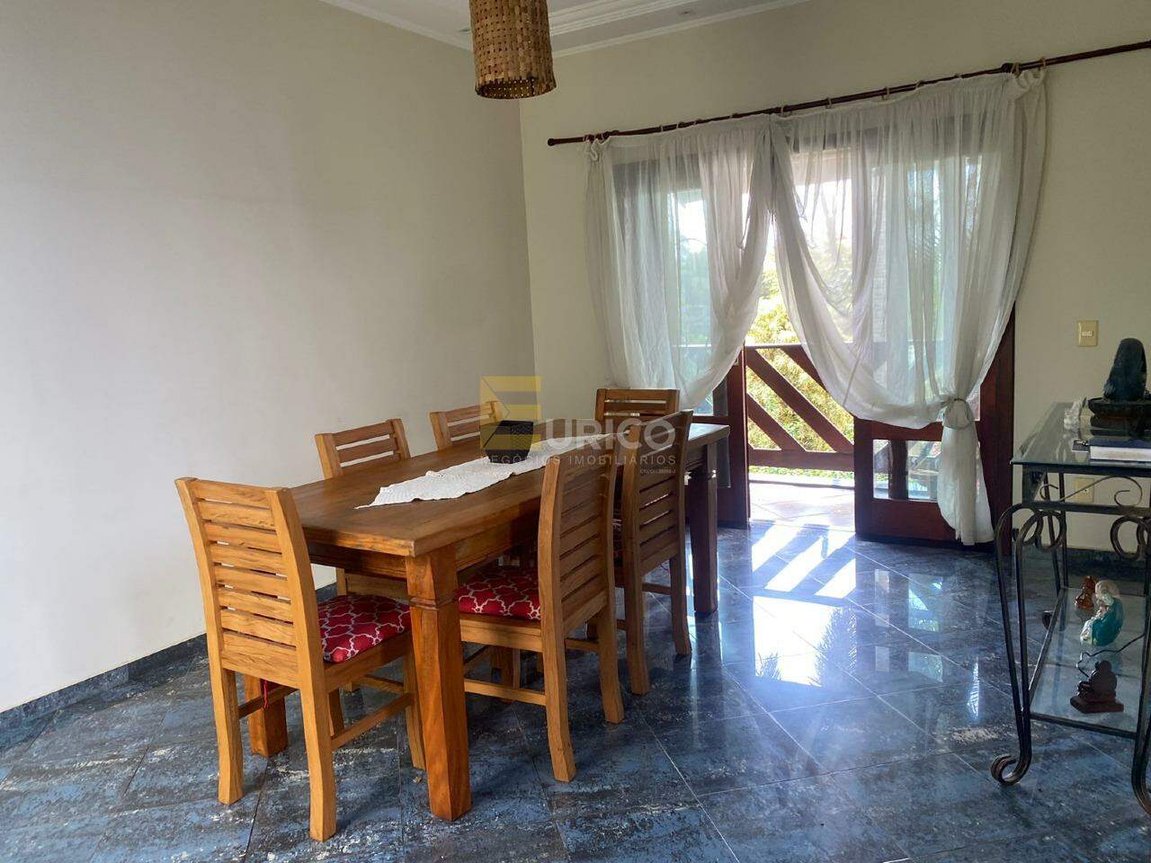 Casa para aluguel no Bosque em Vinhedo/SP: 