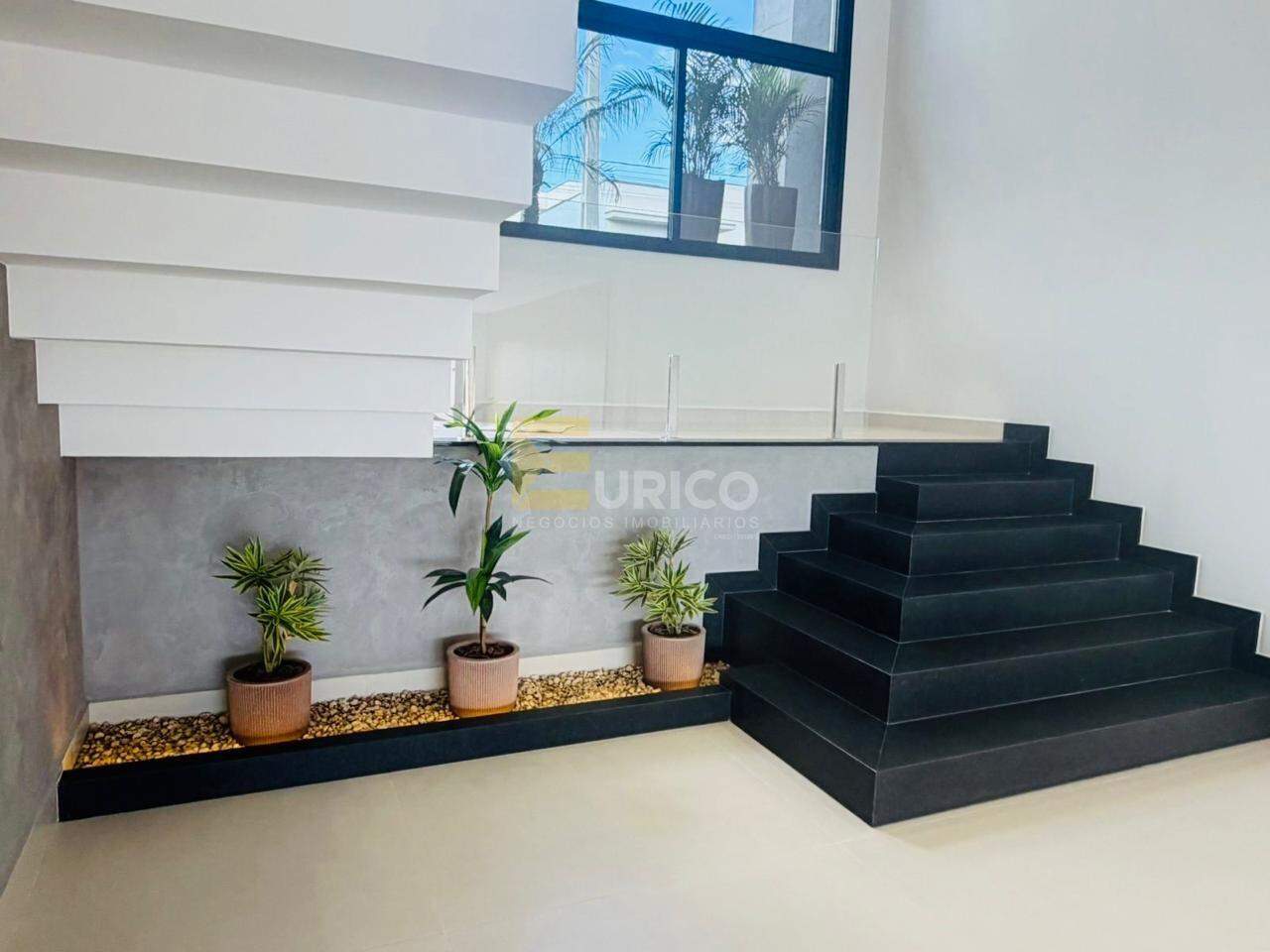 Casa em condomínio à venda no Condomínio Residencial Villa do Sol em Valinhos/SP: 
