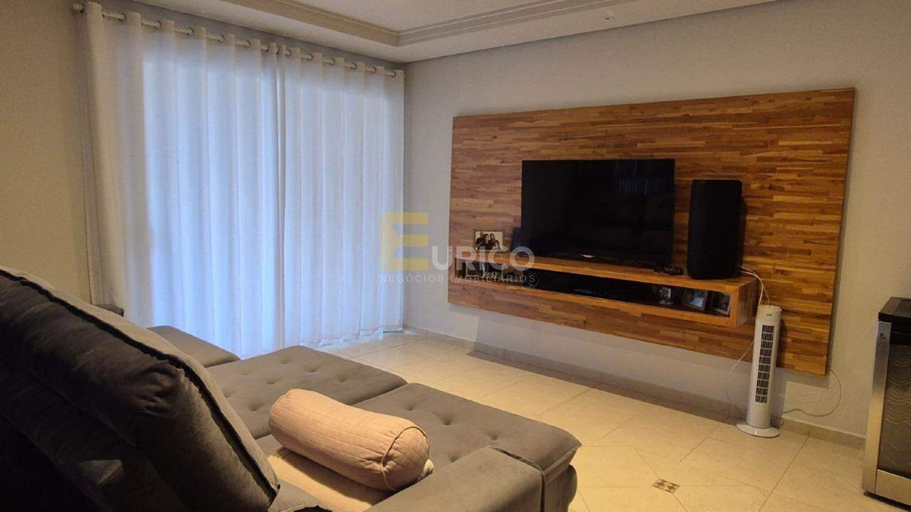 Casa em condomínio à venda no Condomínio Recanto dos Paturis em Vinhedo/SP: 