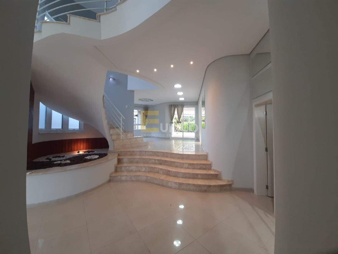 Casa em condomínio à venda no Condomínio Terras de Vinhedo em Vinhedo/SP: