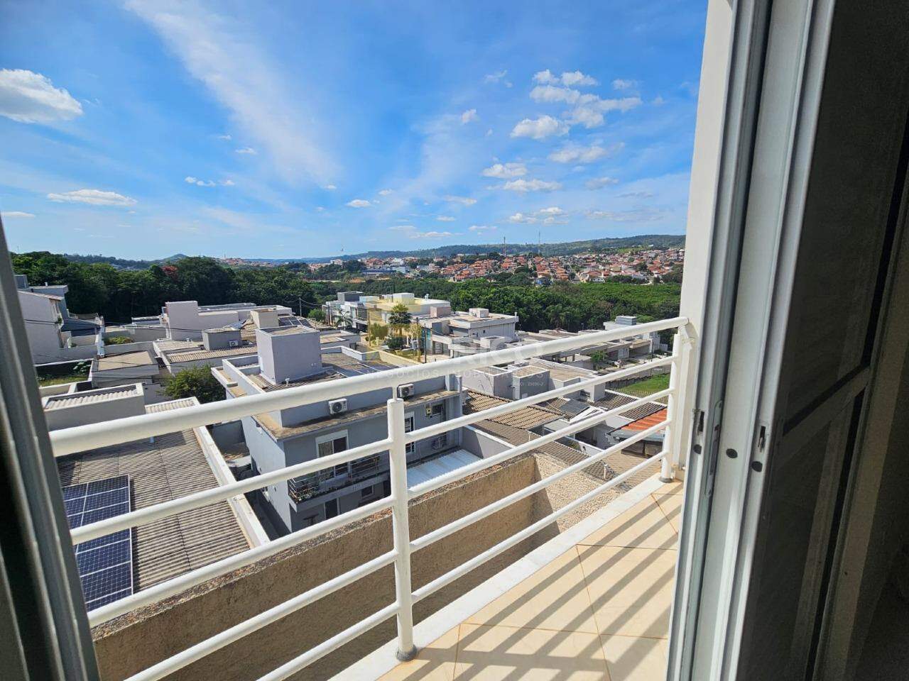 Casa em condomínio para aluguel no Condomínio Residencial Mirante do Lenheiro em Valinhos/SP: 