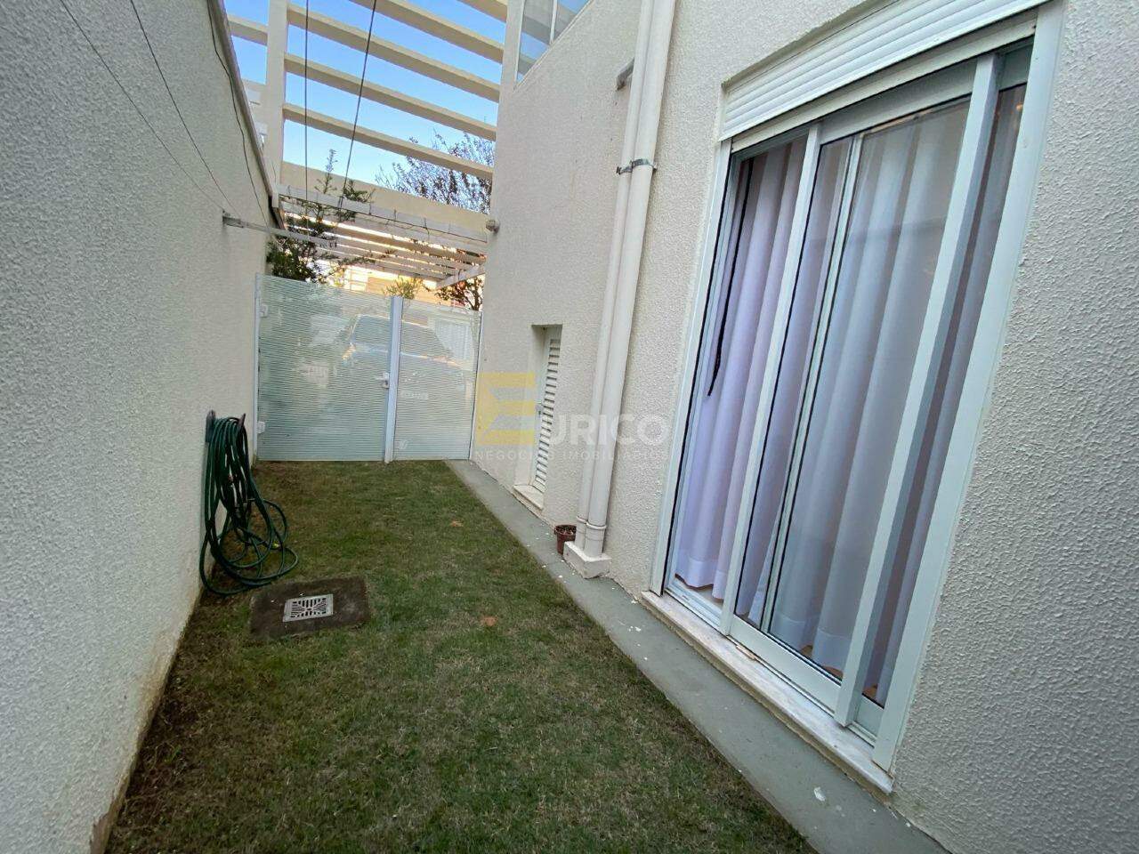 Casa em condomínio à venda no Condomínio Piemonte Residenziale em Vinhedo/SP: lateral