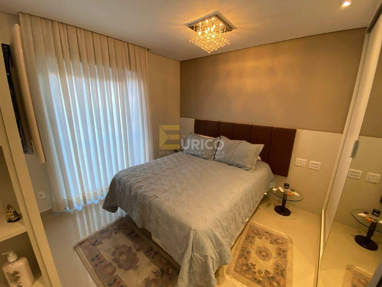 Casa em condomínio à venda no Condomínio Piemonte Residenziale em Vinhedo/SP: suíte principal