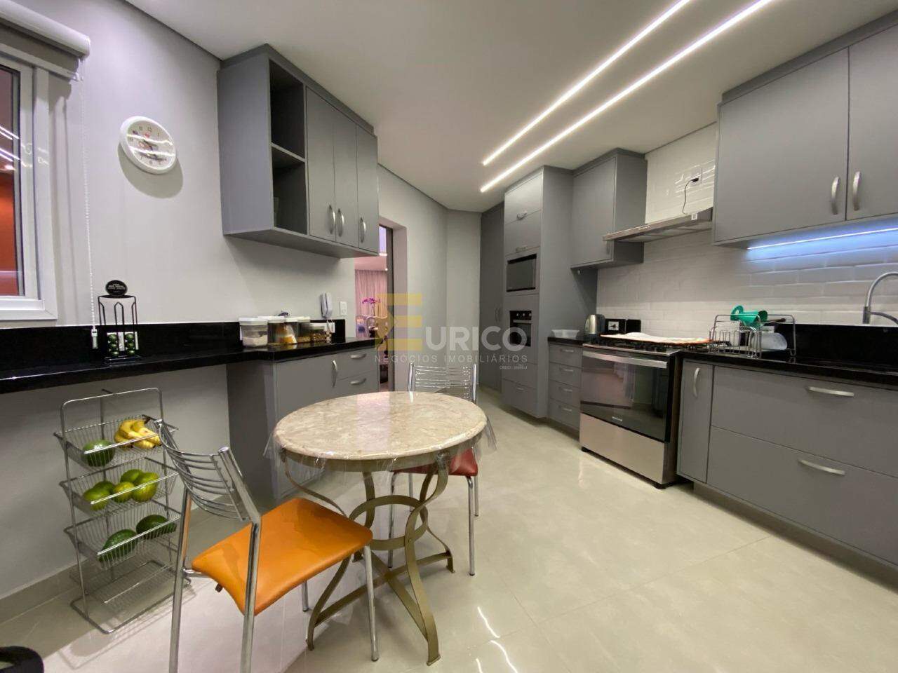 Casa em condomínio à venda no Condomínio Piemonte Residenziale em Vinhedo/SP: cozinha