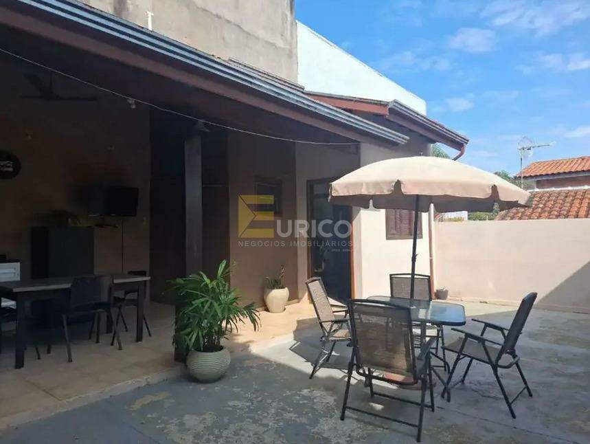 Casa à venda no Jardim Universo em Valinhos/SP: 